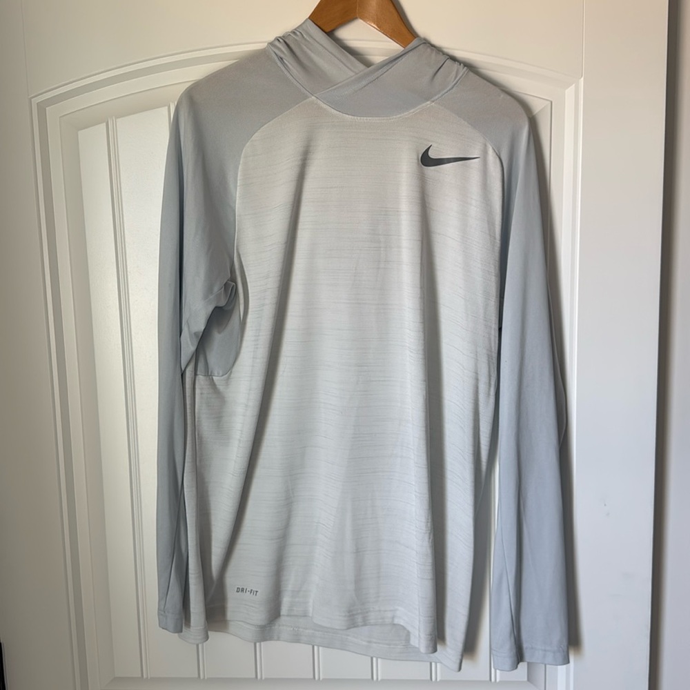 Nike Dri Fit Light Hoodie